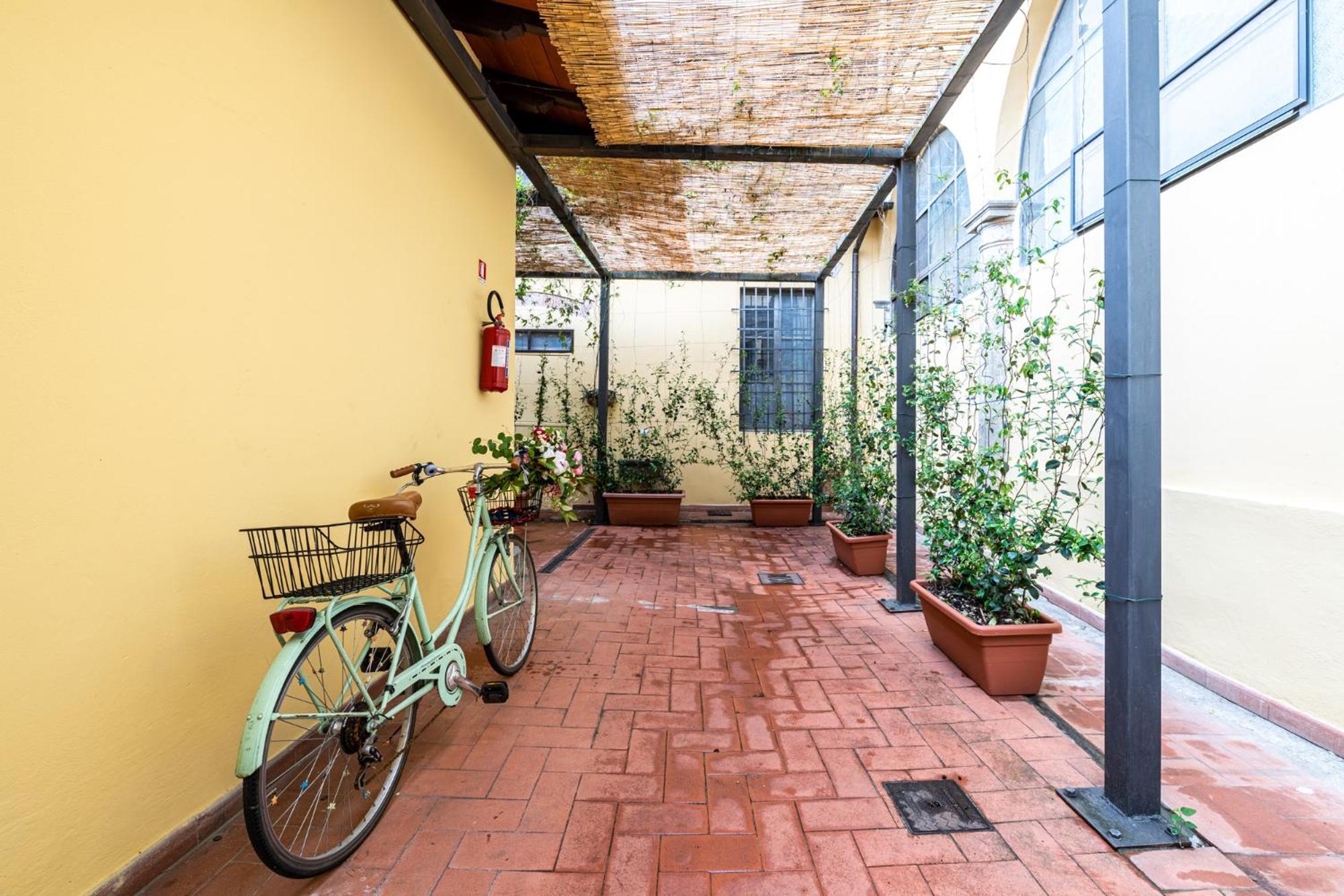Cortile Santa Monaca Apartment Firenze Bagian luar foto